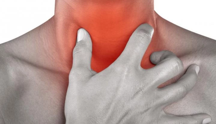 Επίμονος πονόλαιμος μπορεί να σημαίνει καρκίνο – Πότε πρέπει να ανησυχήσετε